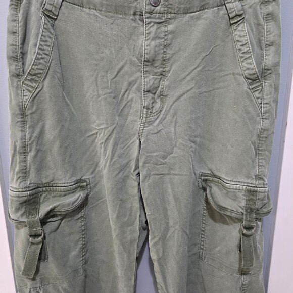 American Eagle High Rise Wide Leg Cargo Pants Women’s 0 Green - Picture 3 of 9